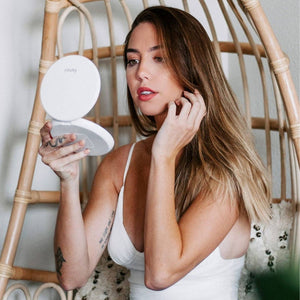Fancii - Lumi LED Compact Mirror: Black