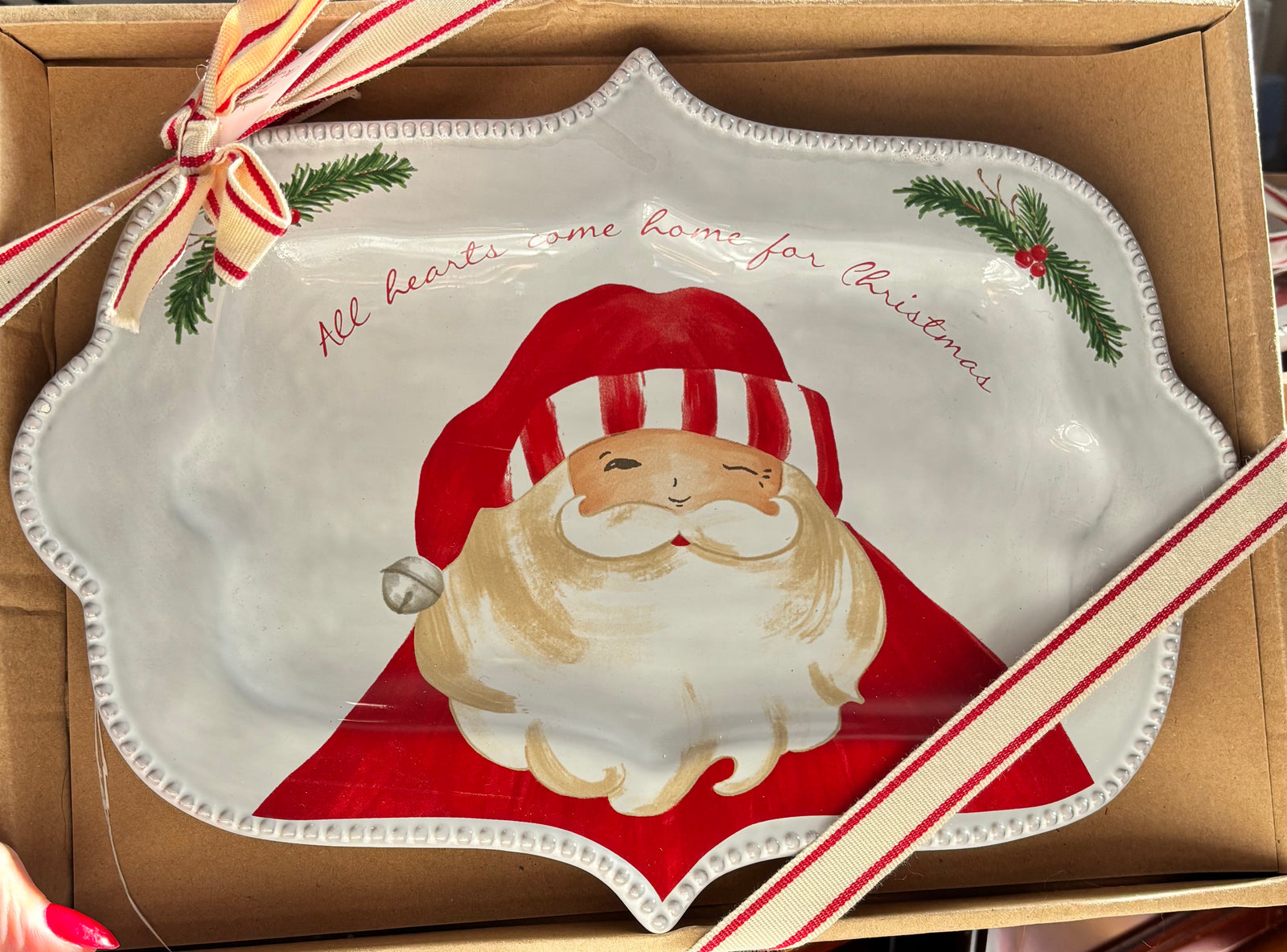 All Hearts Come Home For Christmas Platter
