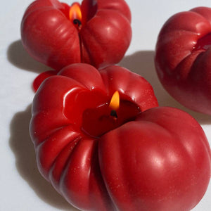 Heirloom Tomato Candle - Red: Red / Tomato Leaf / 3 Pack of Tomatoes