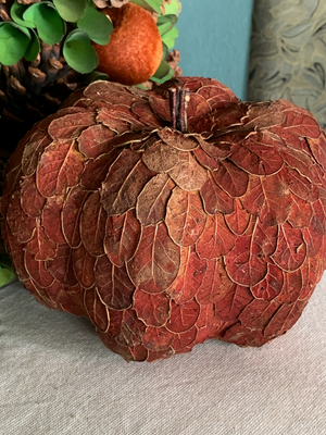 Layered Leaf Pumpkin